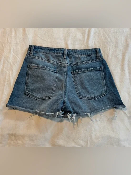 No Boundaries Blue Denim Shorts Red, White & Blue Star Embroidery SZ 9 EUC - Picture 2 of 9